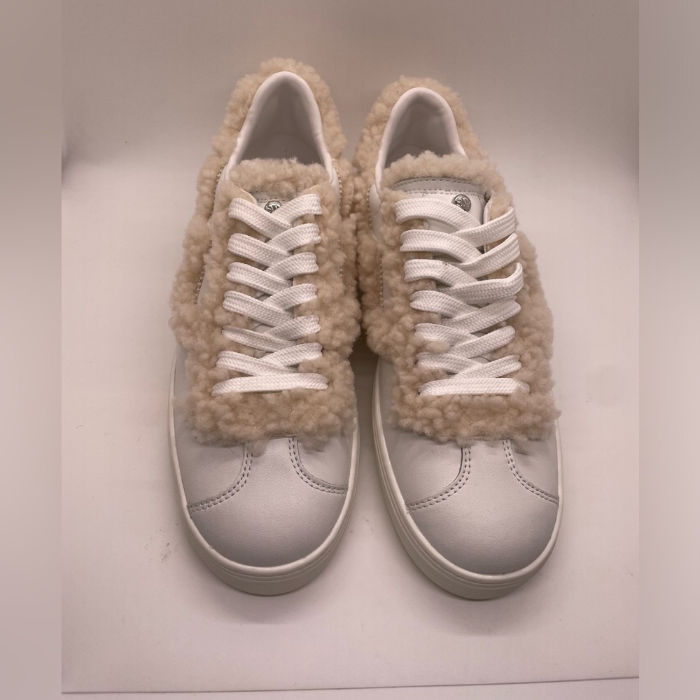 Stuart Weitzman Daryl Cozy Genuine Shearling Sneaker SZ. 5.5B #GS